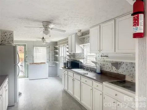 205 W Haywood Lane Mount Gilead NC 27306