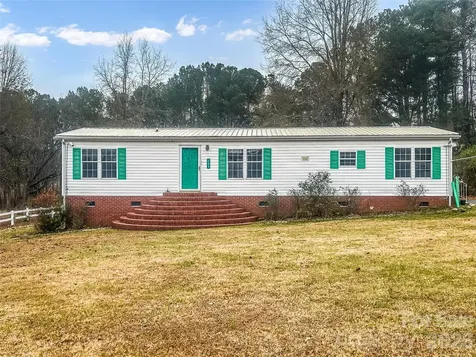 205 W Haywood Lane Mount Gilead NC 27306