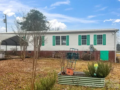 205 W Haywood Lane Mount Gilead NC 27306