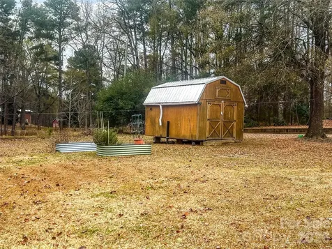 205 W Haywood Lane Mount Gilead NC 27306