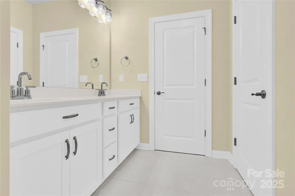 3005 Striped Maple Court Charlotte NC 28215