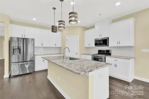 3005 Striped Maple Court Charlotte NC 28215