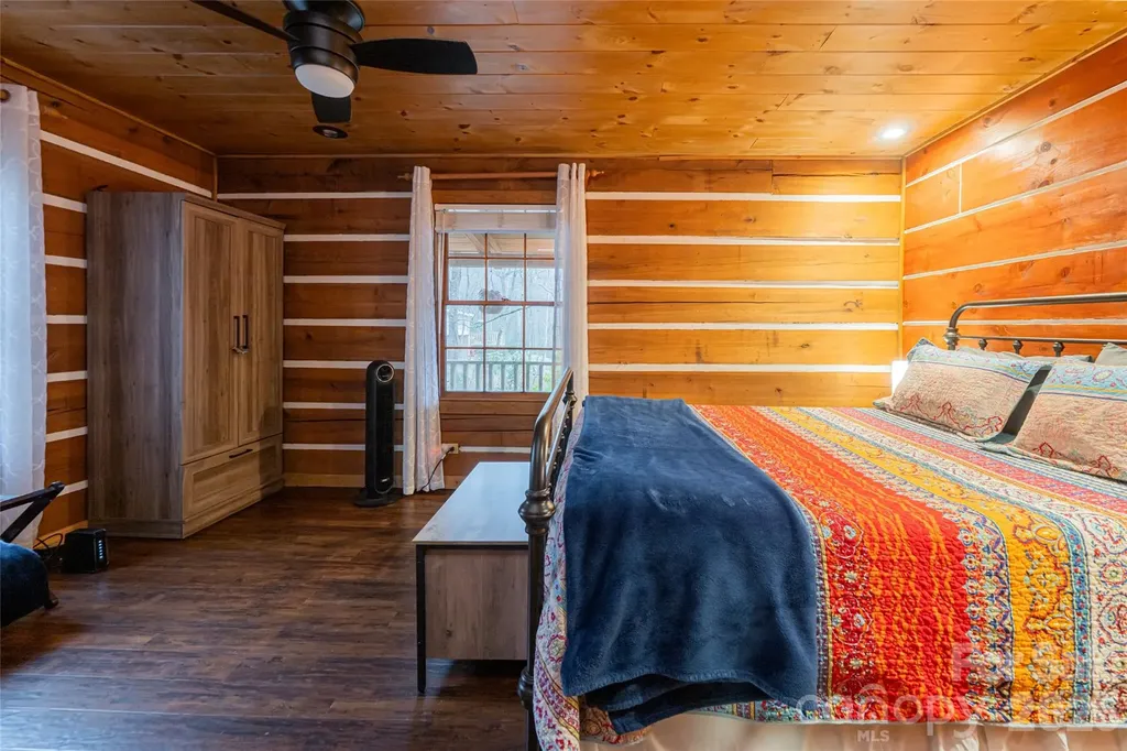 16 Rocky Glen Trail Black Mountain NC 28711