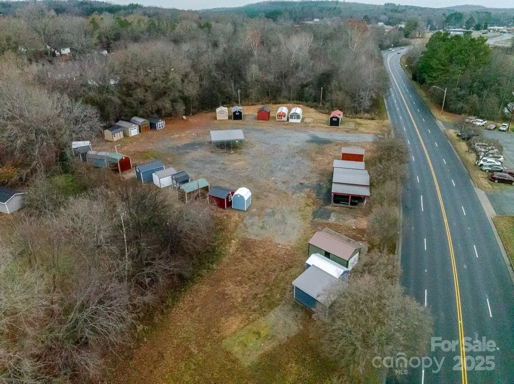 1119 Us Highway 52 Highway N Albemarle NC 28001