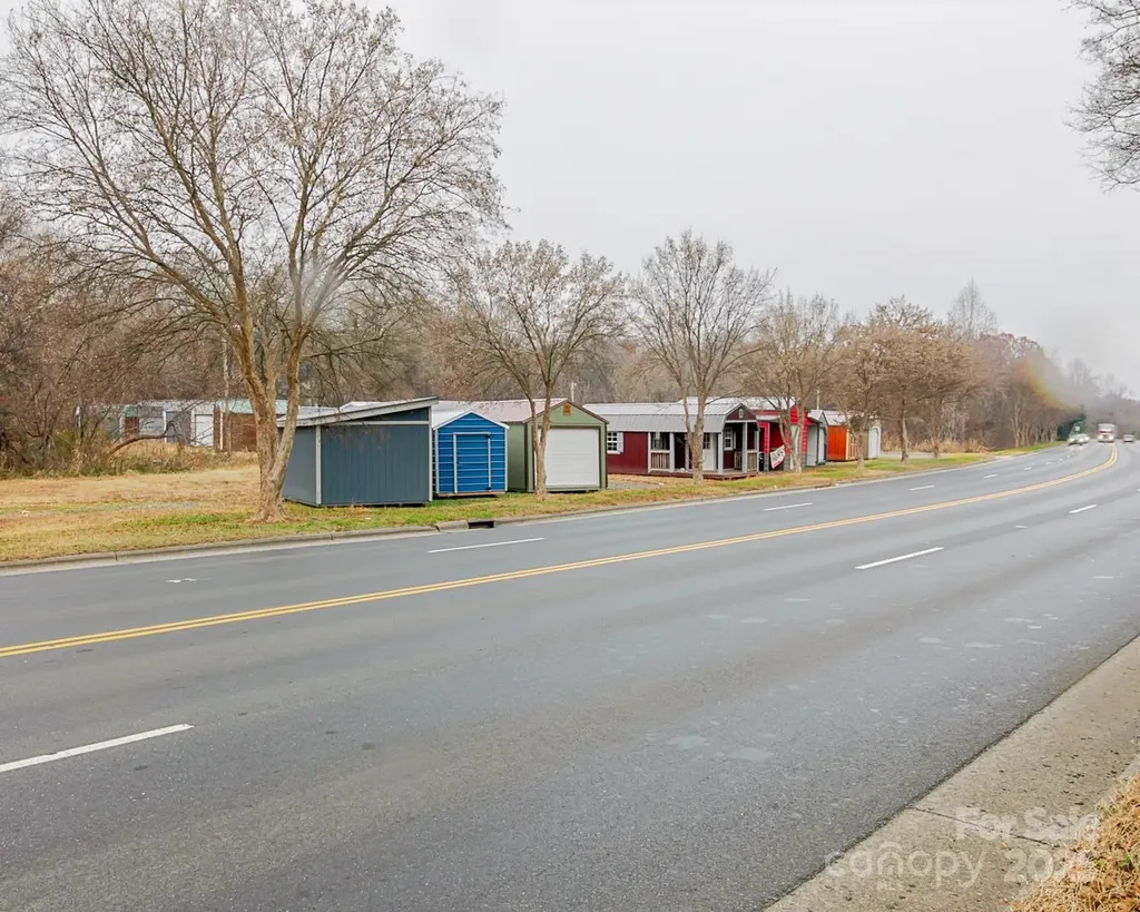 1119 Us Highway 52 Highway N Albemarle NC 28001