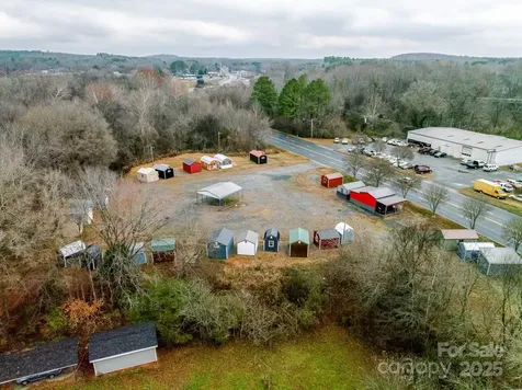 1119 Us Highway 52 Highway N Albemarle NC 28001