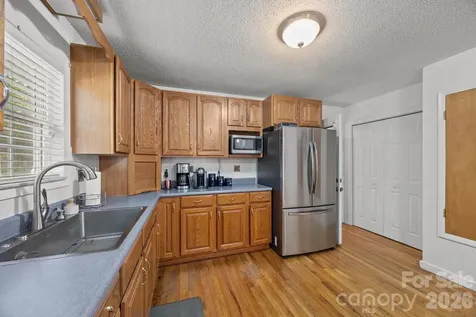 124 Lytle Cove Road Swannanoa NC 28778