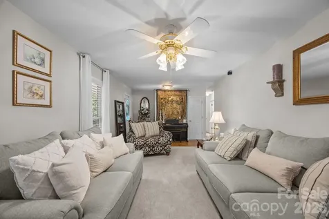 124 Lytle Cove Road Swannanoa NC 28778
