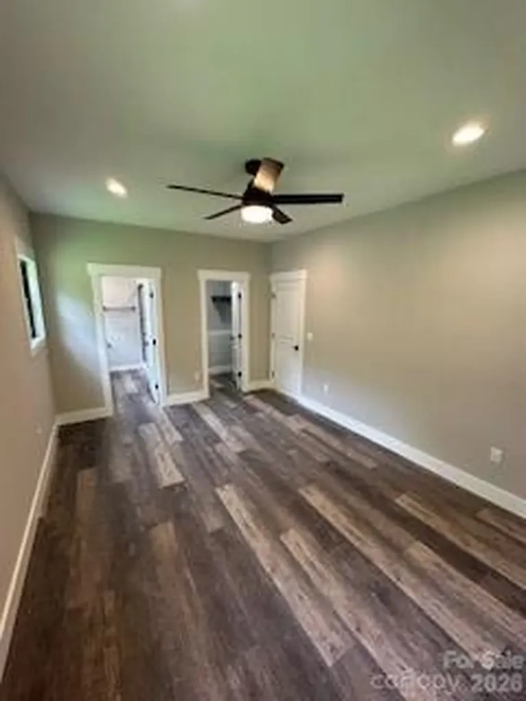 203 2 S Oconeechee Avenue Black Mountain NC 28711