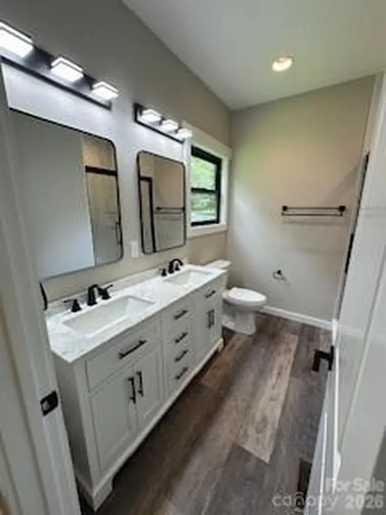 203 2 S Oconeechee Avenue Black Mountain NC 28711