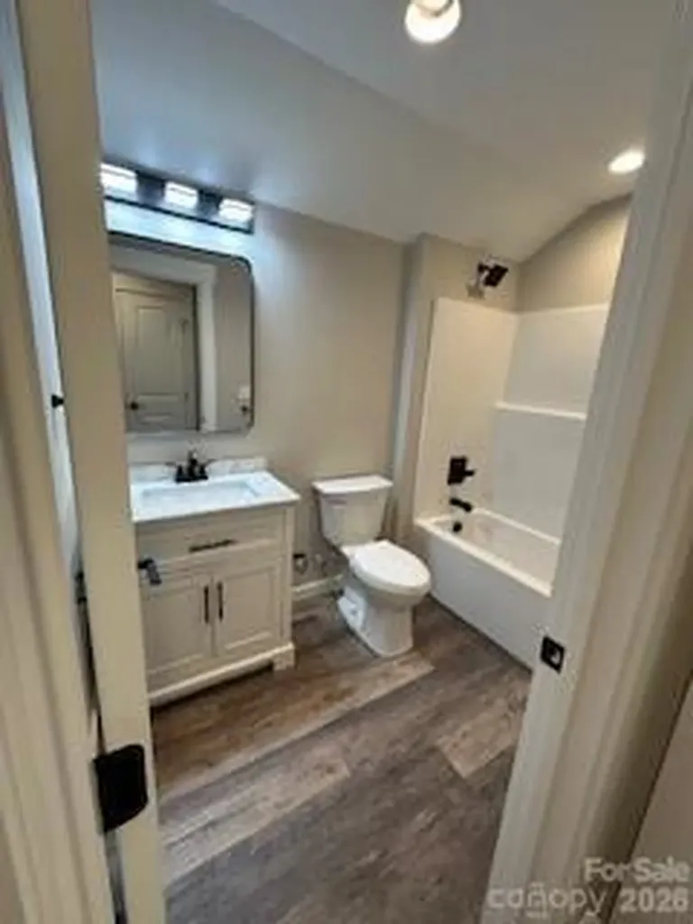 203 2 S Oconeechee Avenue Black Mountain NC 28711