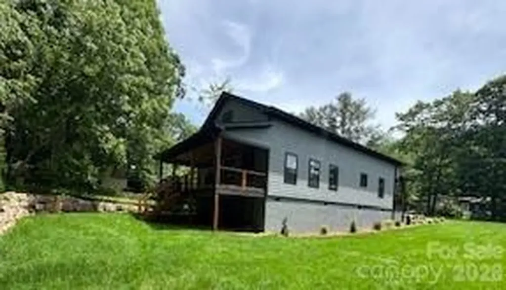 203 2 S Oconeechee Avenue Black Mountain NC 28711