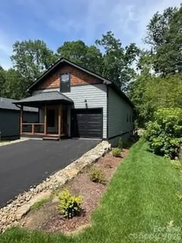 203 2 S Oconeechee Avenue Black Mountain NC 28711