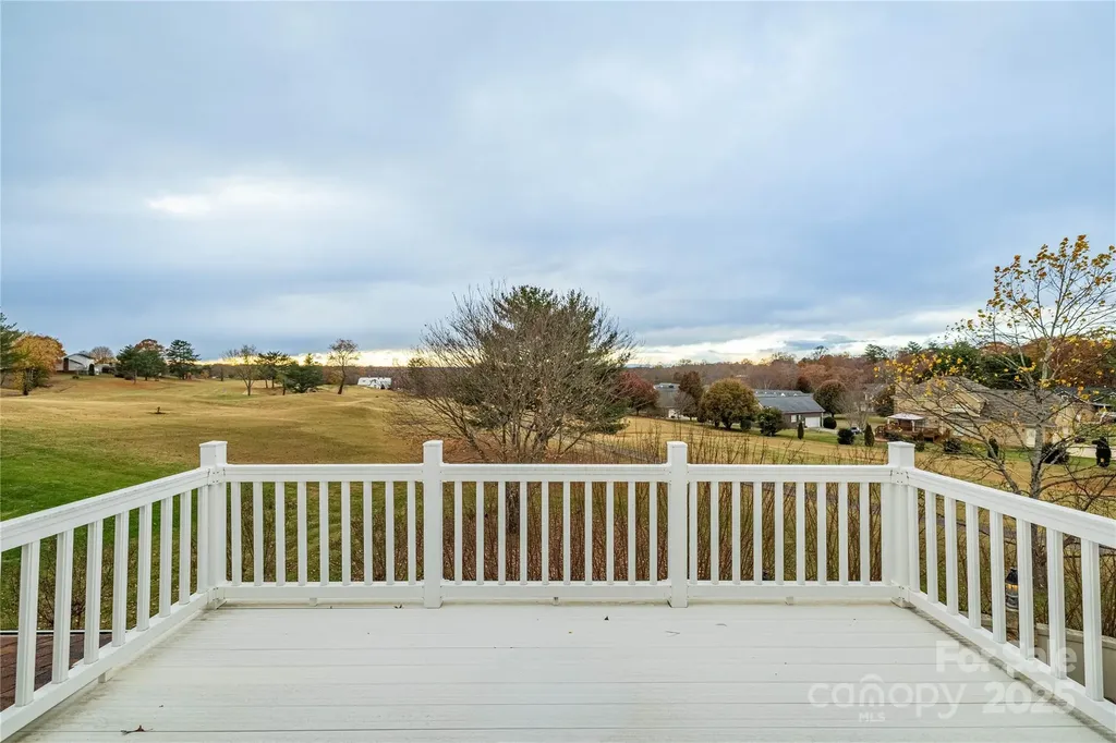 10 Meandering Way Granite Falls NC 28630