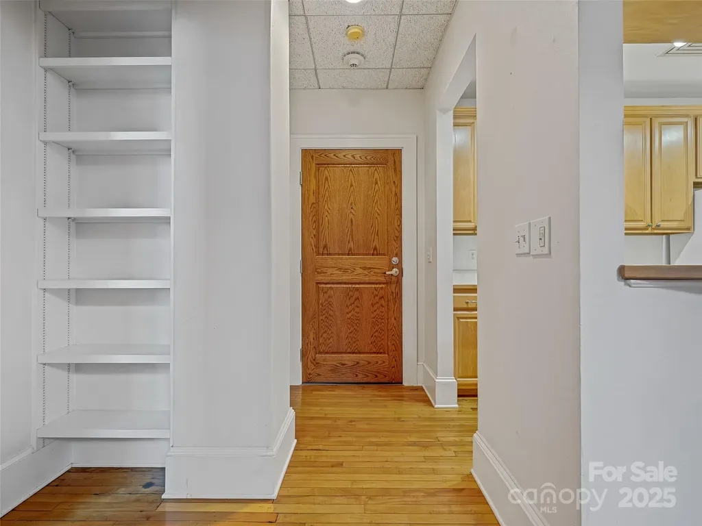 84 W Walnut Street Asheville NC 28801