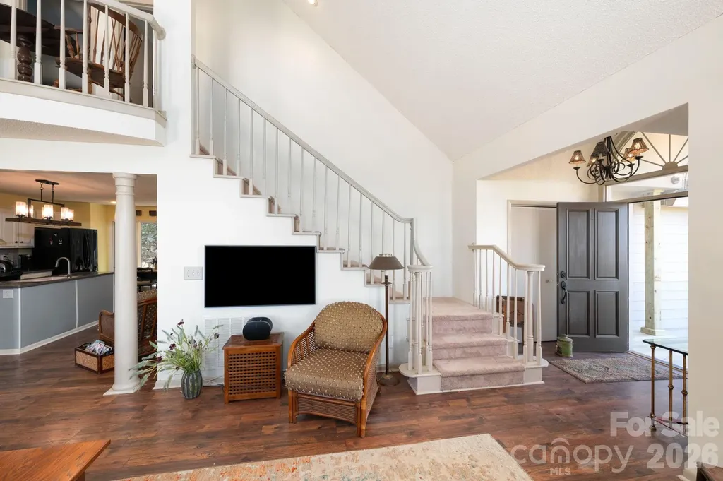 481 Overlook Drive Mars Hill NC 28754
