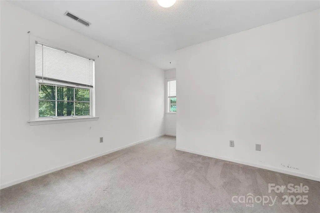 110 Lakeview Court Brevard NC 28712