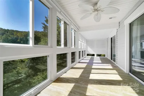 110 Lakeview Court Brevard NC 28712