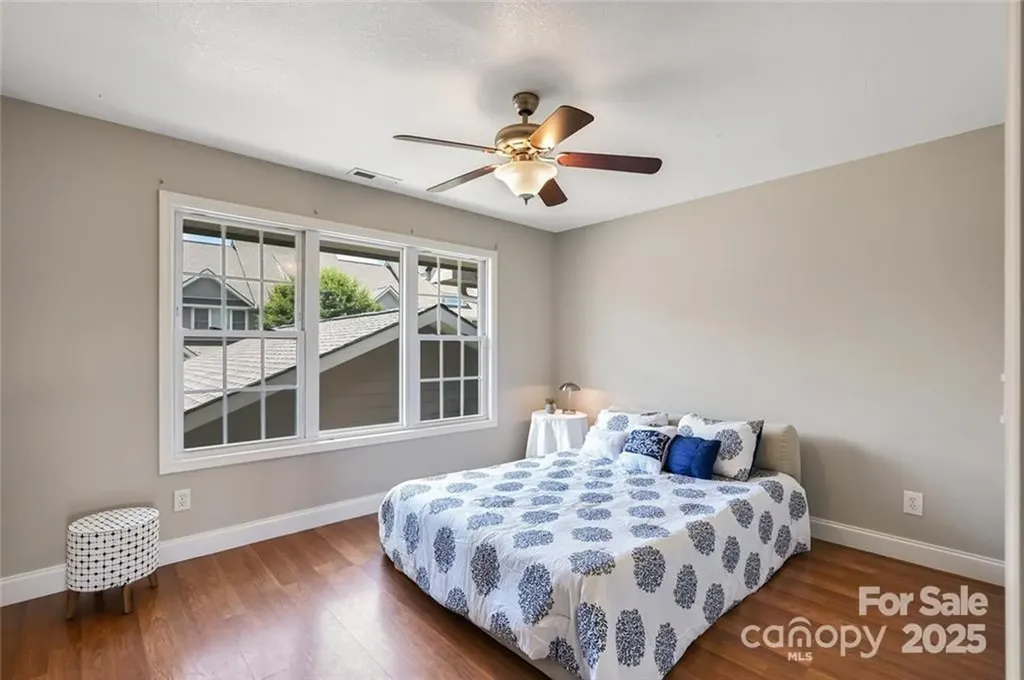 29 Rotunda Circle Asheville NC 28806