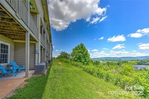 29 Rotunda Circle Asheville NC 28806