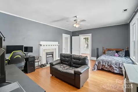 504 S York Street Gastonia NC 28052