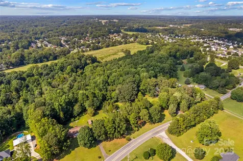 265 Rocky River Road Mooresville NC 28115