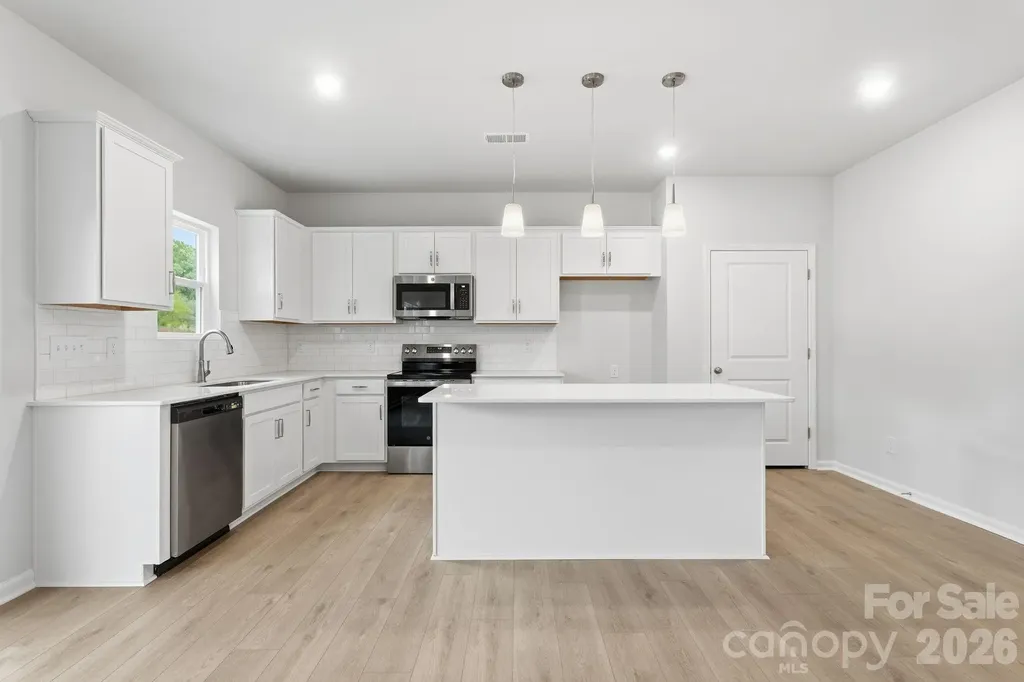 1694 Piper Creek Avenue Newton NC 28658