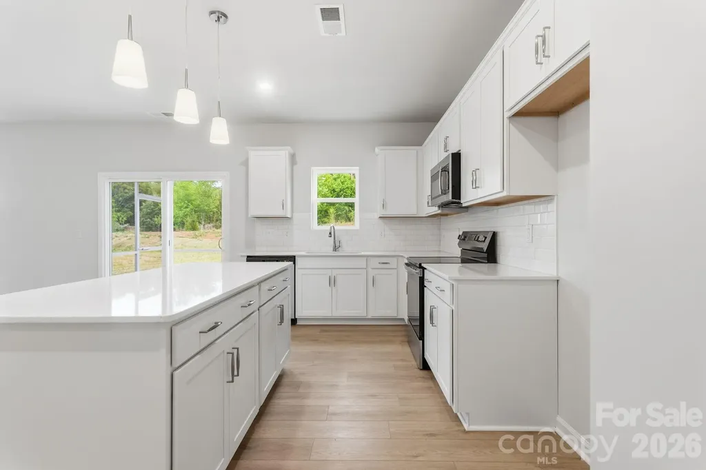 1694 Piper Creek Avenue Newton NC 28658