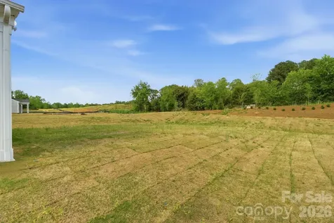 1680 Piper Creek Avenue Newton NC 28658