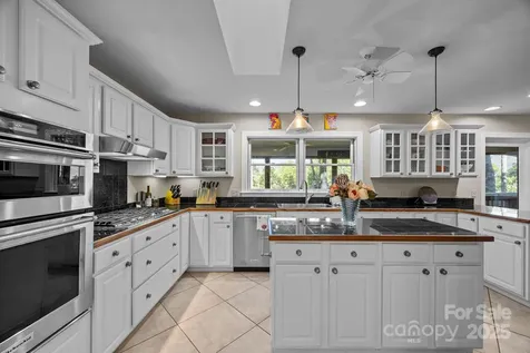 69 Blowing Ridge Lane Sylva NC 28779
