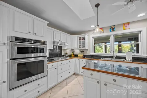 69 Blowing Ridge Lane Sylva NC 28779
