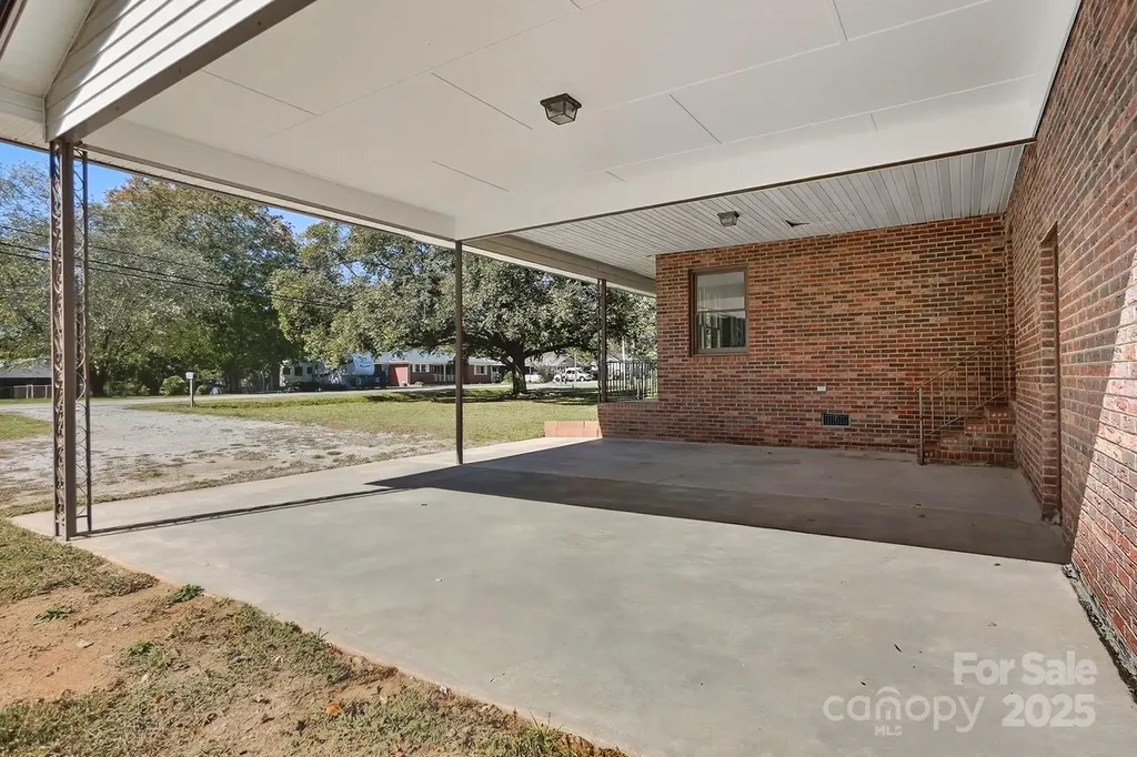 3230 W Innes Street Salisbury NC 28144