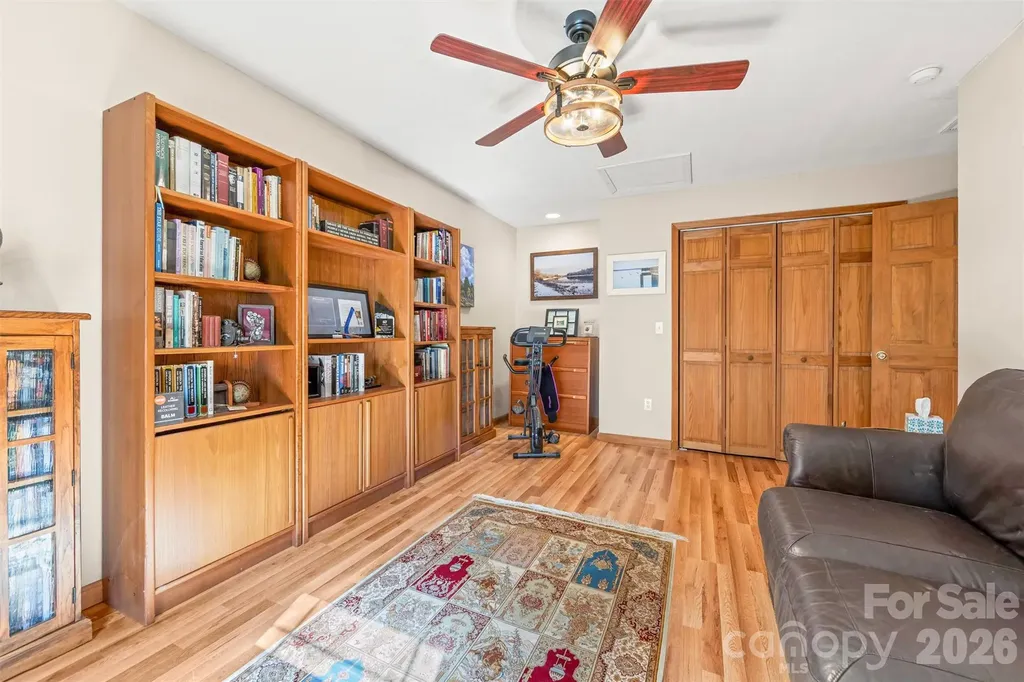 336 Berry Lane Bryson City NC 28713