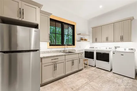 142 Brook Trout Trail Cashiers NC 28717