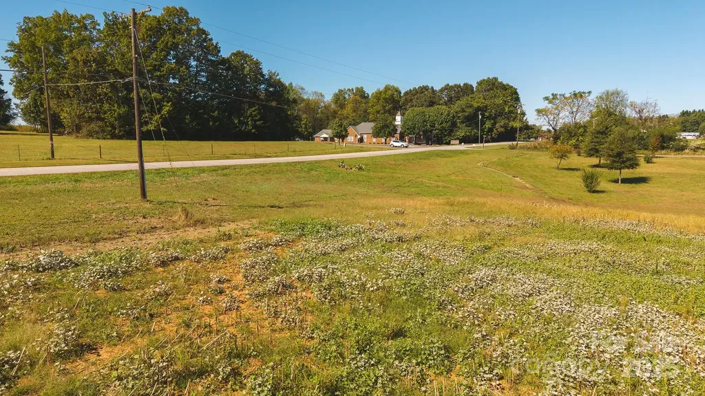 Tbd Us Highway 21 Highway Hamptonville NC 27020