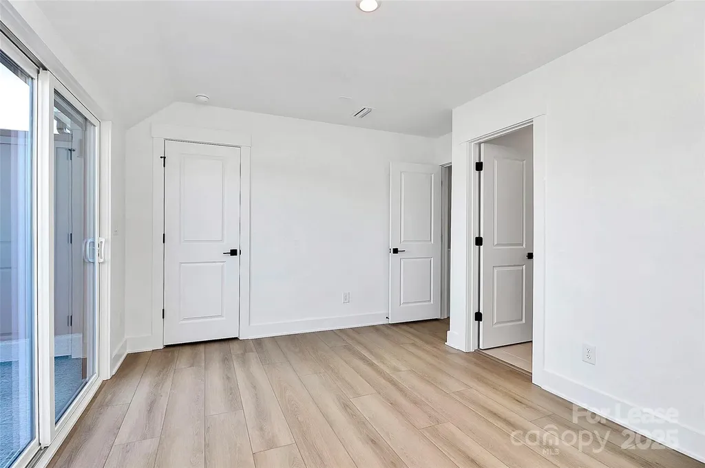 5027 Duchess Drive Charlotte NC 28217