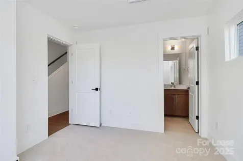 5027 Duchess Drive Charlotte NC 28217