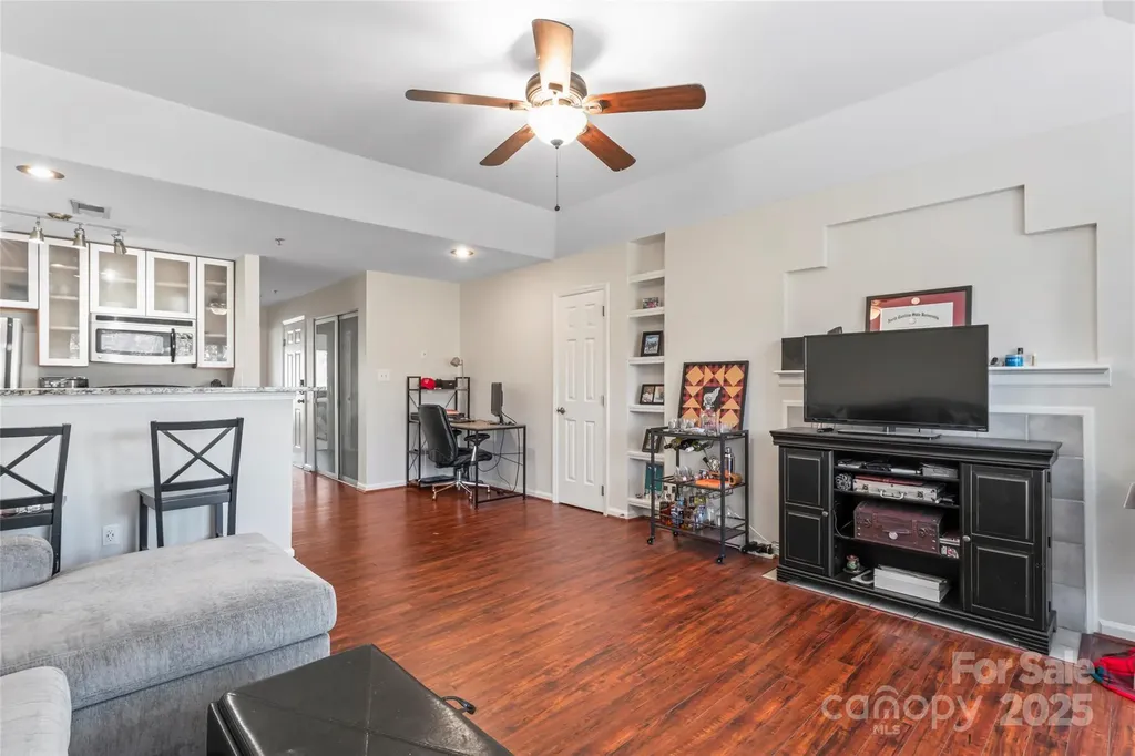 529 N Graham Street Charlotte NC 28202
