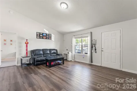 1009 Braxton Drive Concord NC 28025
