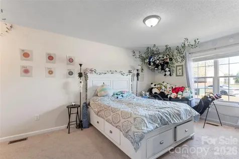 1009 Braxton Drive Concord NC 28025