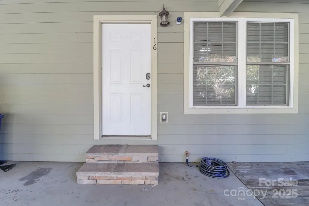16 Aberdeen Drive Arden NC 28704