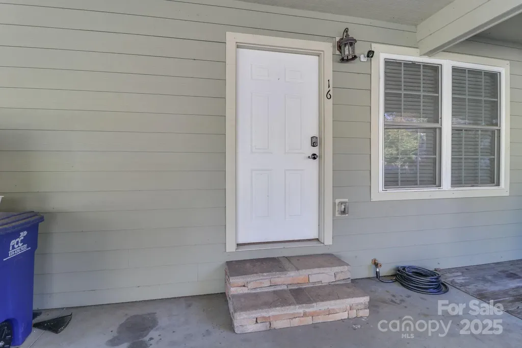 16 Aberdeen Drive Arden NC 28704