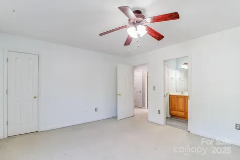 16 Aberdeen Drive Arden NC 28704