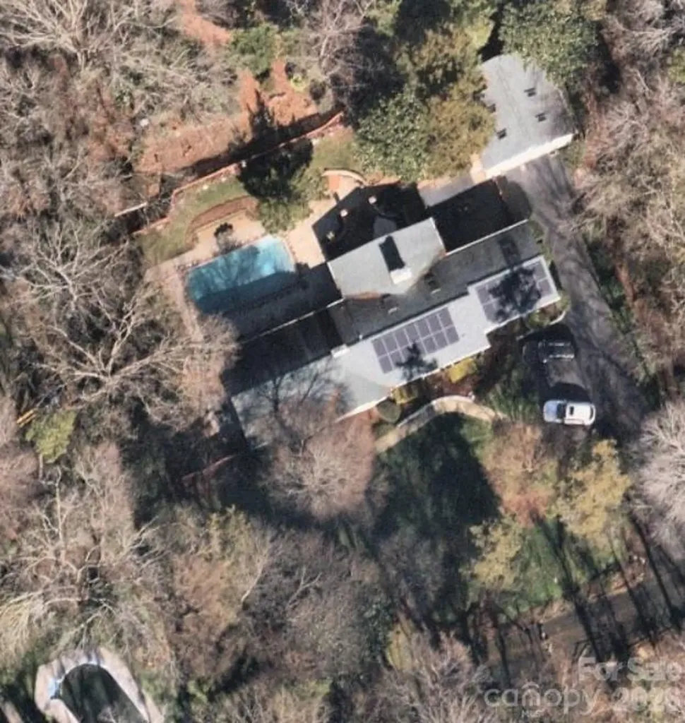1330 Cedar Lane Charlotte NC 28226