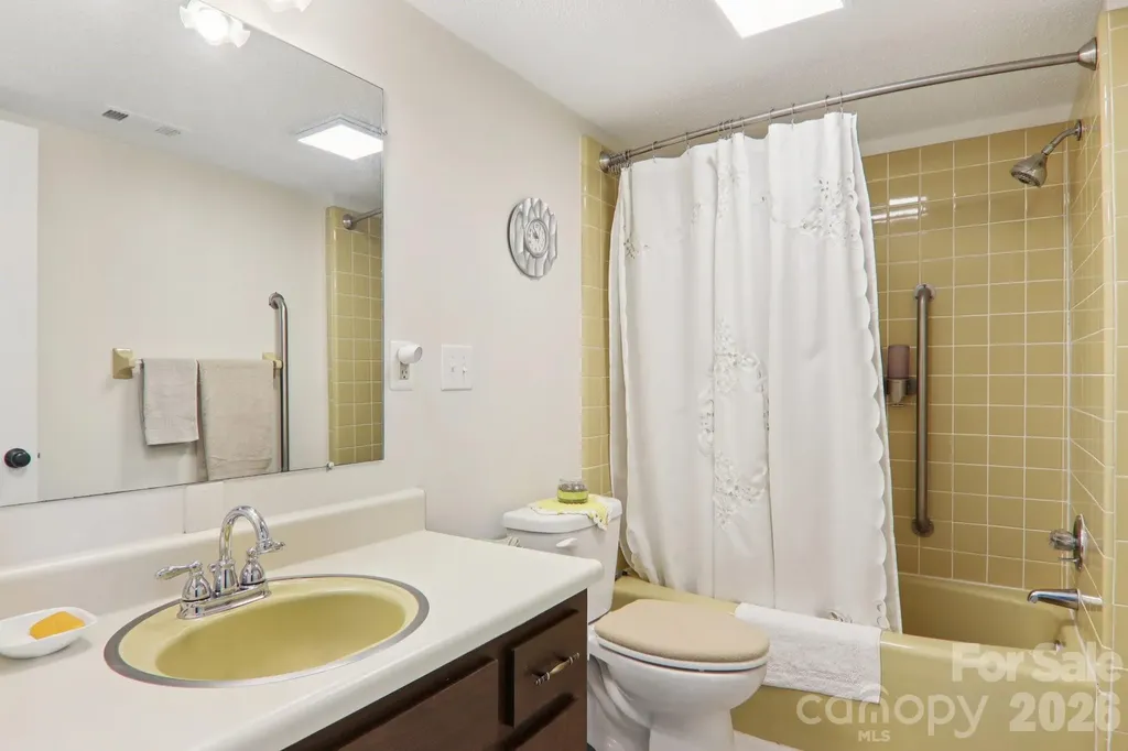429 Mountains Boulevard Lake Lure NC 28746