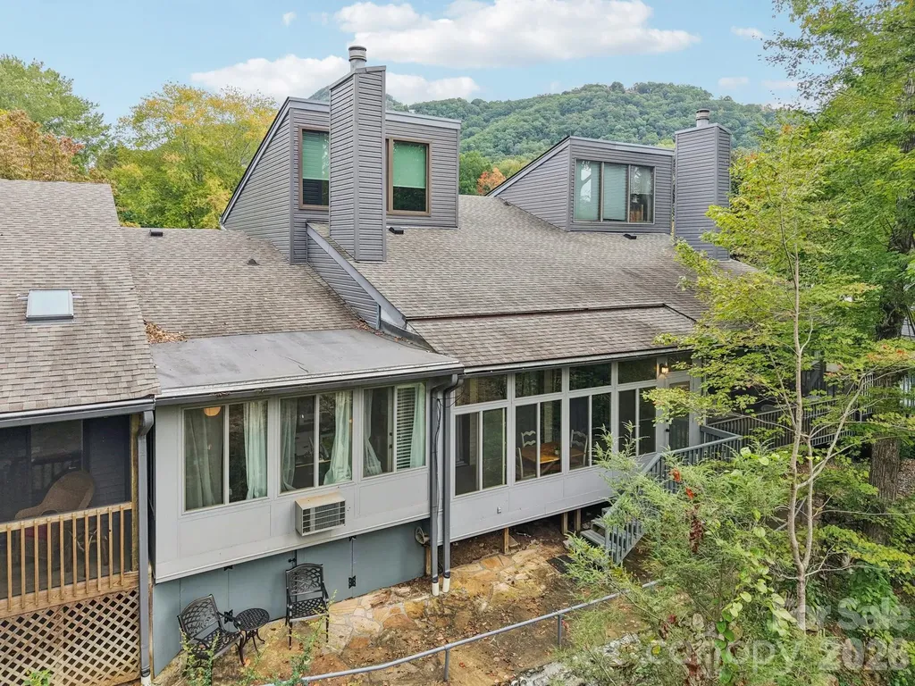 429 Mountains Boulevard Lake Lure NC 28746