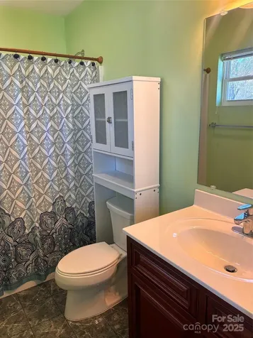 71 Volunteer Way Drive East Flat Rock NC 28726
