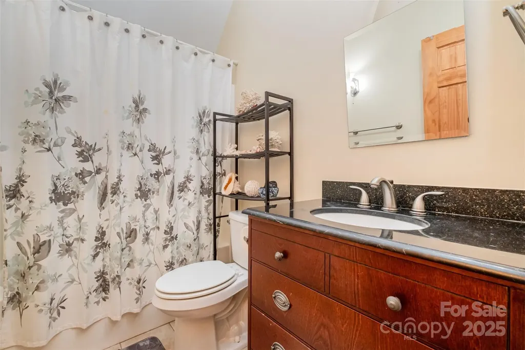 117 Delwood Court Mount Gilead NC 27306