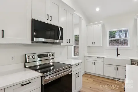 271 Greenstone Lane Mills River NC 28759
