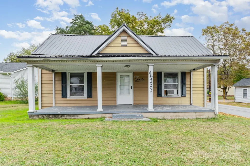 1209 3rd Street Spencer NC 28159